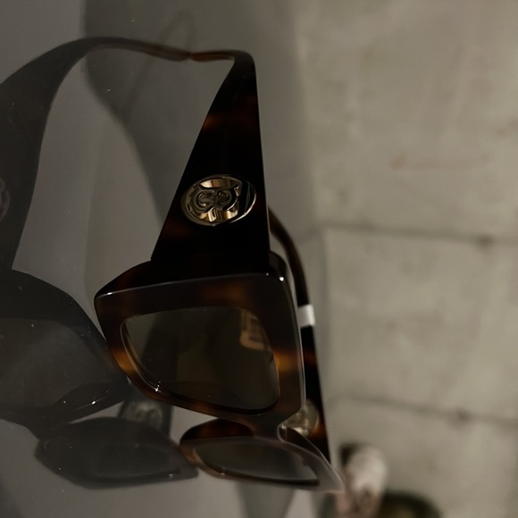 New - Picture 4 of 5